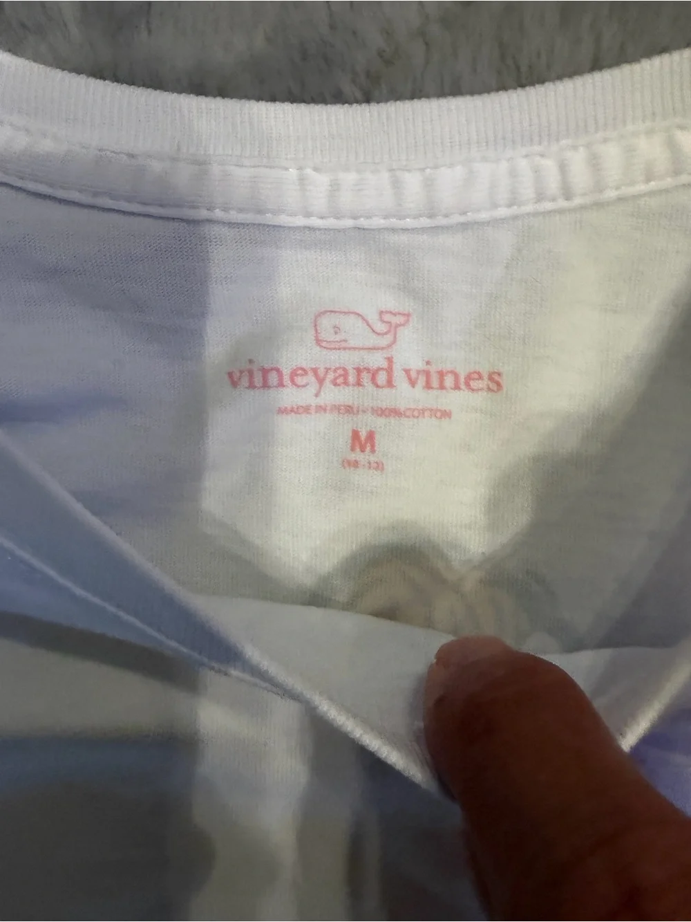 Vineyard Vines girls medium white & Pink Ballerina Whale Graphic!